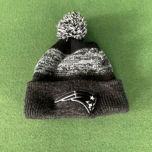 New England patriots new era winter hat beanie like new
